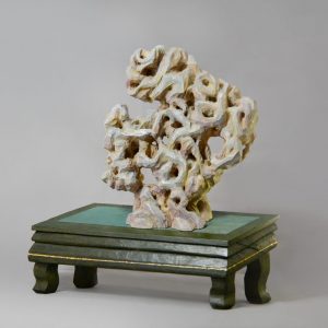 頑仙 Stubborn Stone   28cm x 10cm x 30cm 2020  Camphor Wood and Acrylic